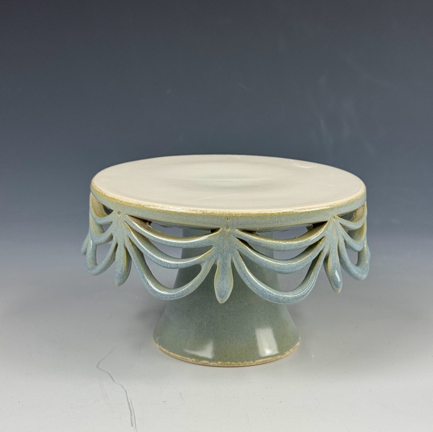 Cake Plate - Mini Powder Blue and White Bunting