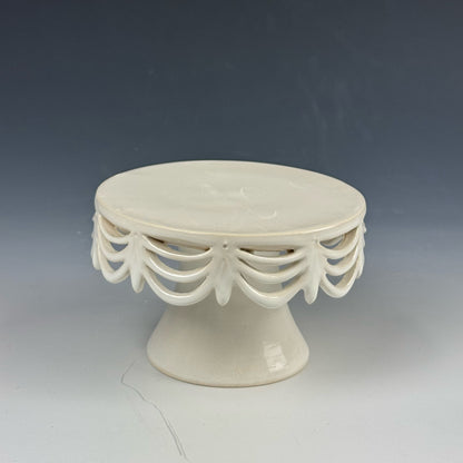 Cake Plate - Mini White Bunting