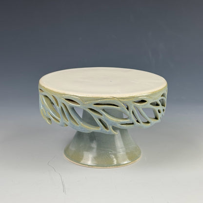 Cake Plate - Mini Bluish Green and White Magnolias