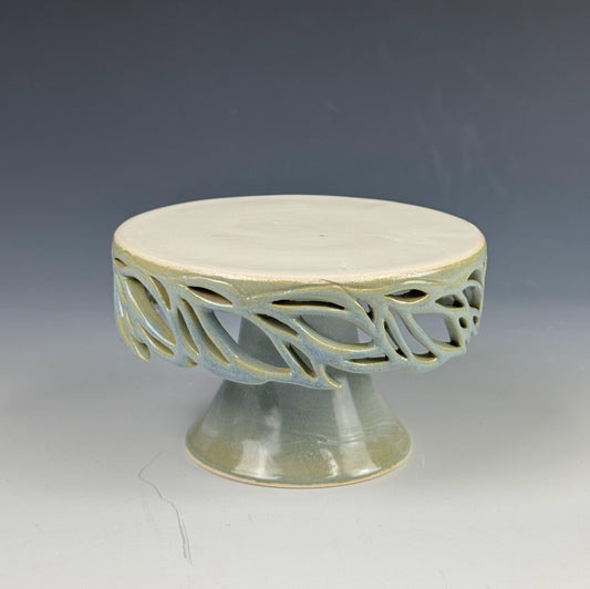 Cake Plate - Mini Bluish Green and White Magnolias