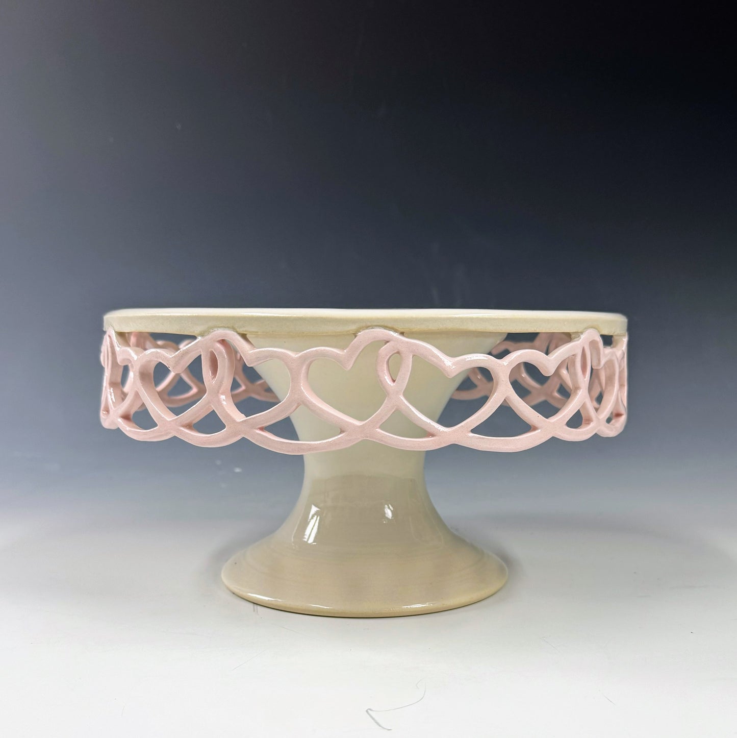 Cake Plate - Full Size, Pink Hearts