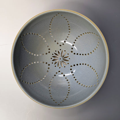 Bowl - Berry strainer