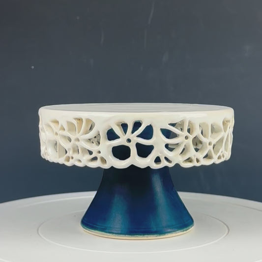 Cake Plate - Mini Blue and White Flowers