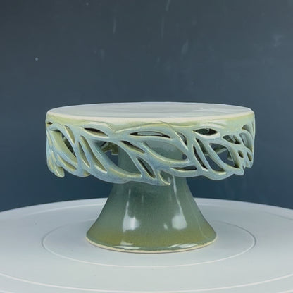 Cake Plate - Mini Bluish Green and White Magnolias