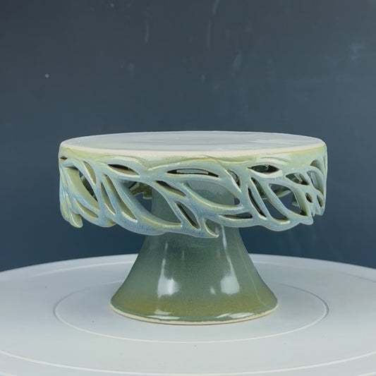 Cake Plate - Mini Bluish Green and White Magnolias